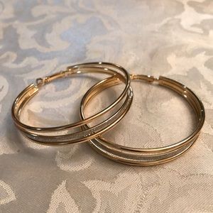 LARGE HOOP EARRINGS